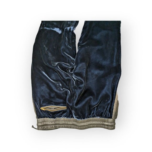 Exclusive Game Men's Black Full Zipped Velour Casual Jogger Suit Size Small - Picture 5 of 8